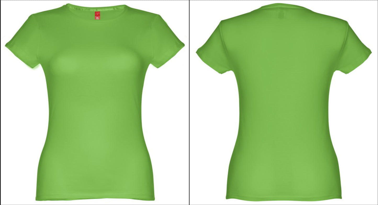 T-shirt verde feminina acinturada pronta para personalização rápida.